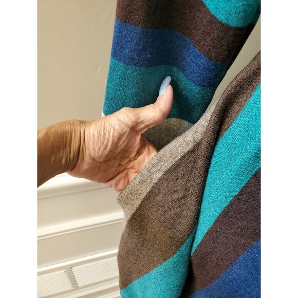 Egy California Women's Multicolor Round Neck Long Sleeve Knee Length Dress - Picture 7 of 12